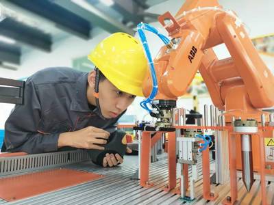 福建工業學校 中職旗艦賦能，擁抱出彩人生——工業機器人專業的時代召喚